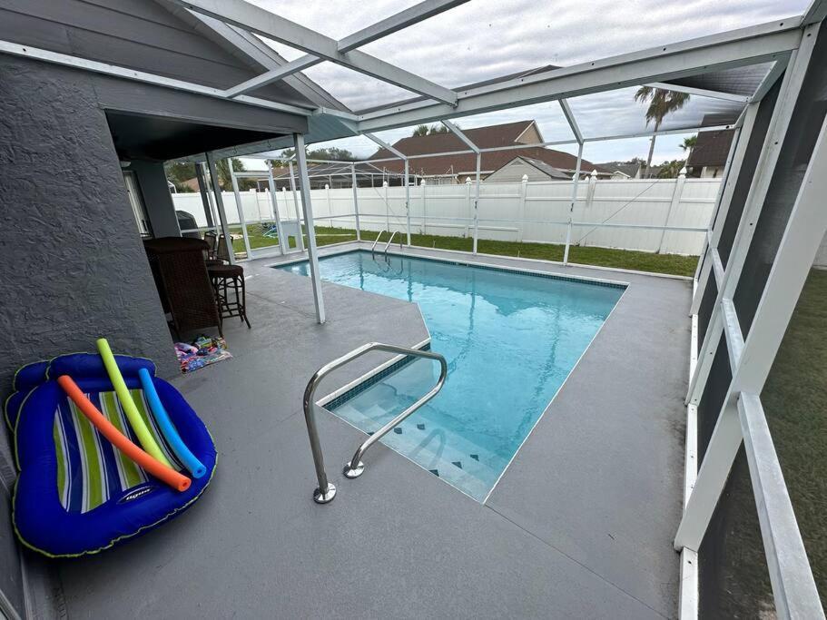 Manatee Oasis Weeki Wachee Family Fun Pool Home Spring Hill Bagian luar foto