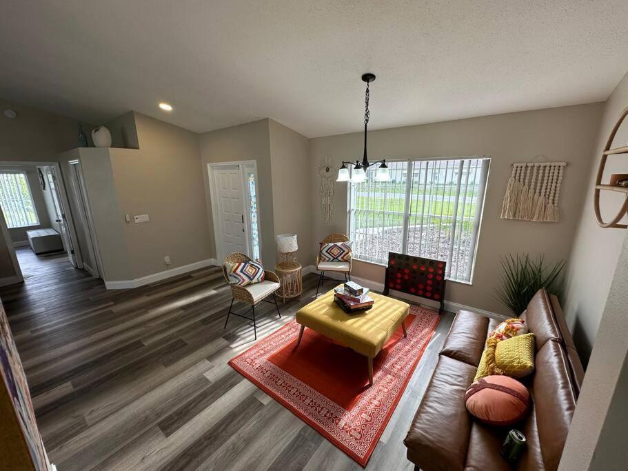 Manatee Oasis Weeki Wachee Family Fun Pool Home Spring Hill Bagian luar foto
